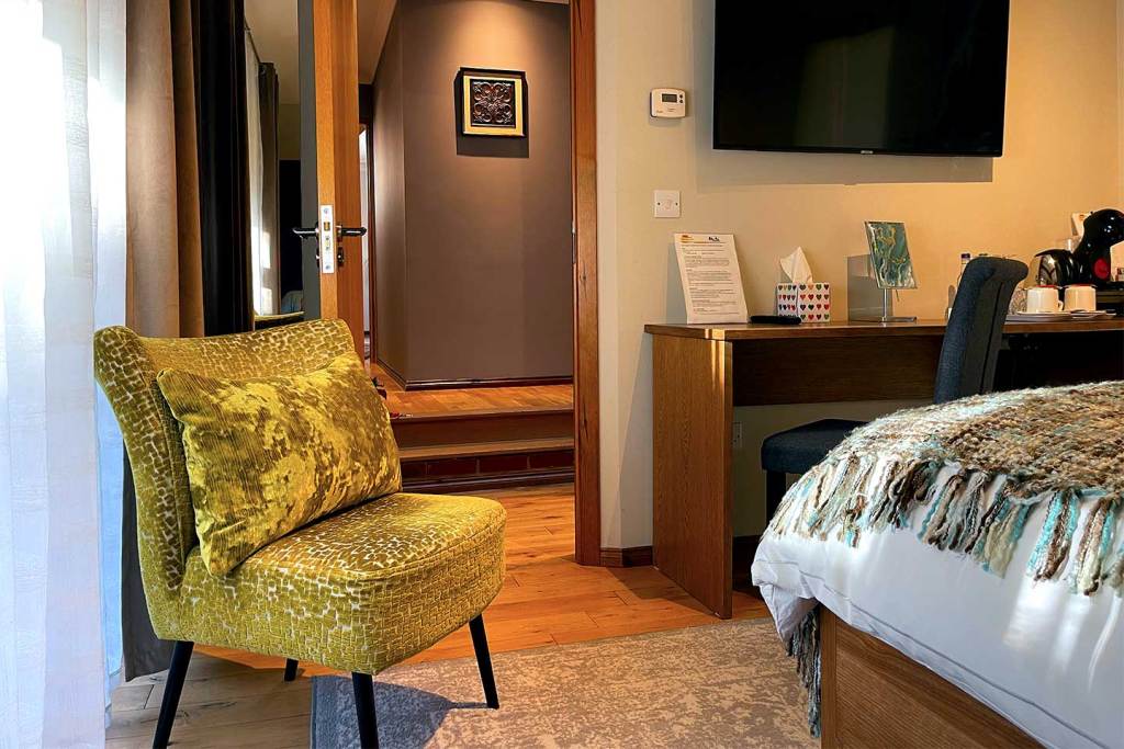 Double room with patio